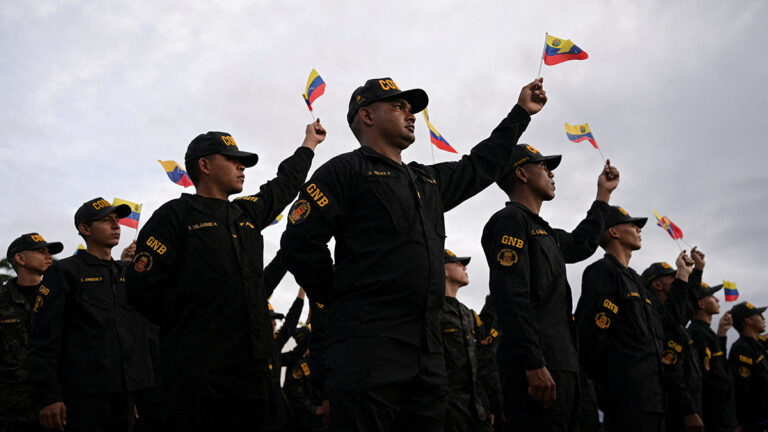 Trump peut briser l’emprise de Maduro sur le Venezuela sans guerre