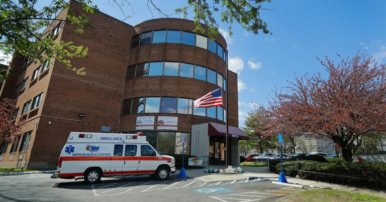 Connecticut : avez-vous appelé le 911 pour obtenir de l’aide ? Parlez-nous de votre expérience.