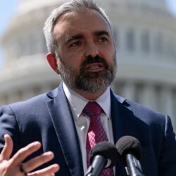 New Mexico AG appelle à une réforme après qu’un rapport ait révélé des « disparités raciales substantielles » dans un district scolaire