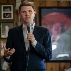 James Talarico a accusé Ken Paxton de fraude électorale. Sa propre inscription sur les listes électorales soulève des questions.