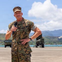 Le nouveau commandant des Marines prend la barre dans le Pacifique