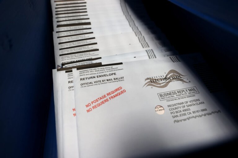 Le service postal américain n&rsquo;a pas géré correctement certains bulletins de vote lors des élections primaires de cette année, selon un audit